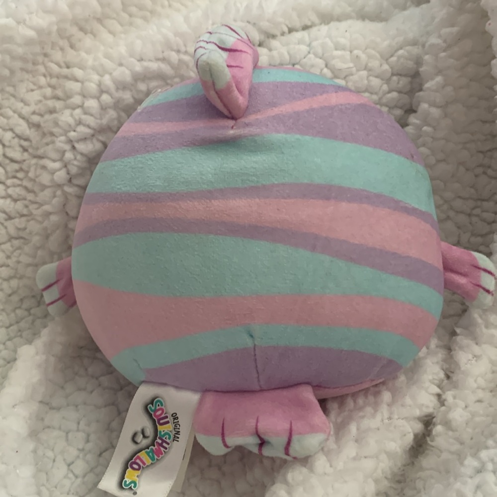 NWOT Martina the colorful fish ๐ squishmallow - Picture 2 of 5